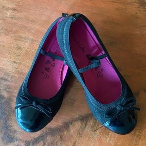 Black Ballet Style Flats